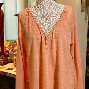 🌸Out From Under / Urban Outfitters 🌷🌺💐